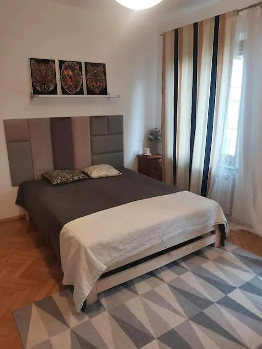Green Apartament Zoliborz Varšava 0*,  Polsko